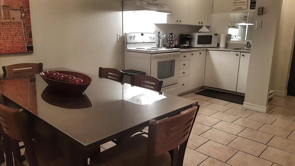 Three-Bedroom Apartment Sweet #6 By Amazing Property Rentals Gatineau Exteriör bild